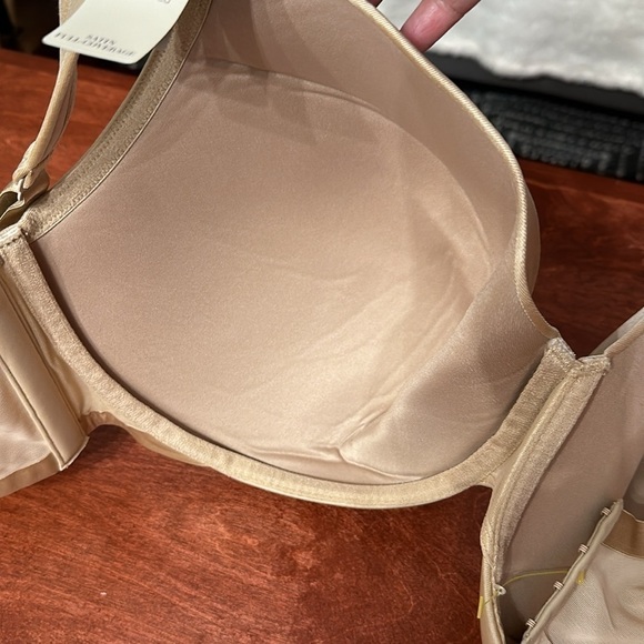 CACIQUE 44H Women Bra Plus Size Underwire Tan 4 Row Hooks New - Picture 8 of 9